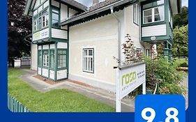 Rosa Wohnen & Home Office In Traditionell Ausseer Baukultur